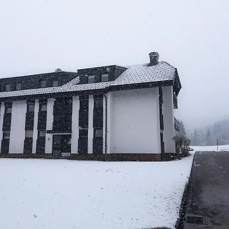 Edge Of Forest Appartement